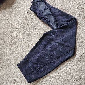 VS Running Tights / Workout Leggings Size L Knockout by Victoria's Secret